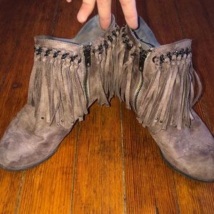 Not Rated boots size 7.5